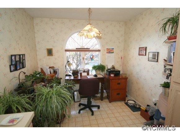 919 Kanuga Road - Photo 8