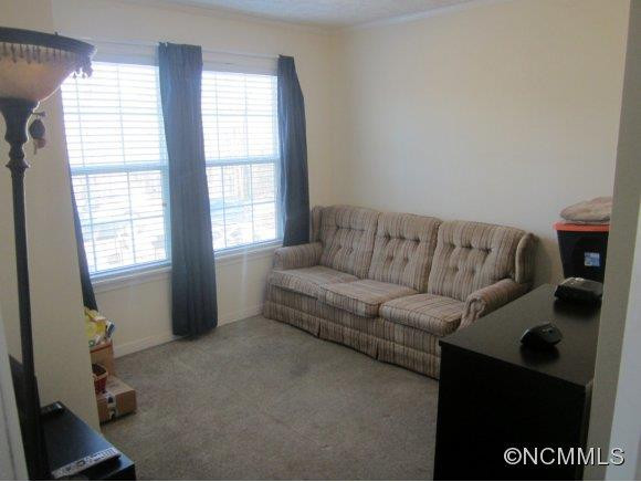 425 Georgia Cliff Road - Photo 7