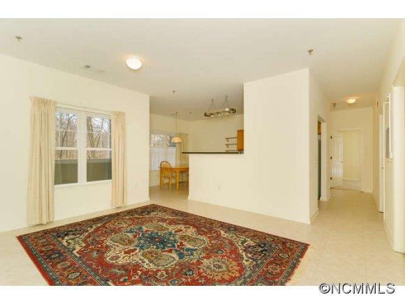64 Clingman Avenue Unit 105 - Photo 2