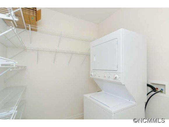64 Clingman Avenue Unit 105 - Photo 11