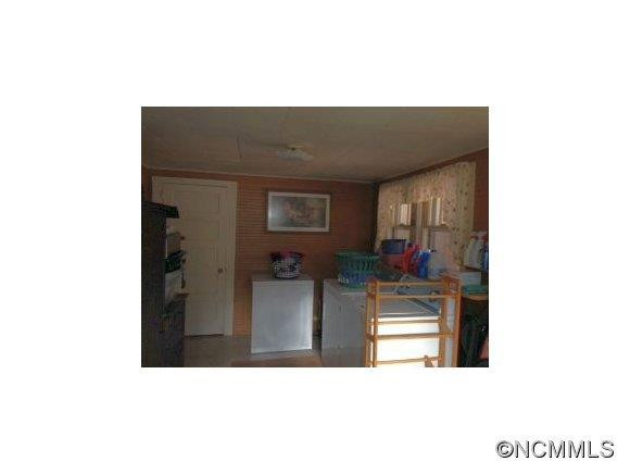 145 Hensley Circle - Photo 4