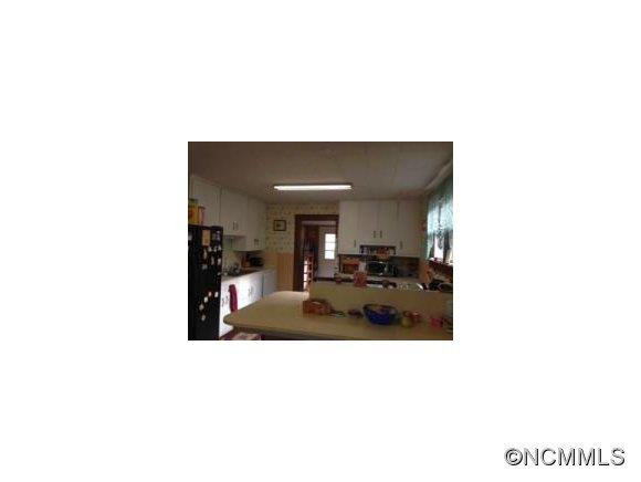 145 Hensley Circle - Photo 6
