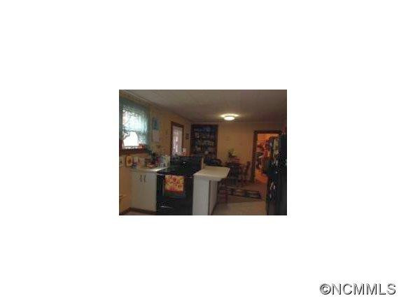 145 Hensley Circle - Photo 8