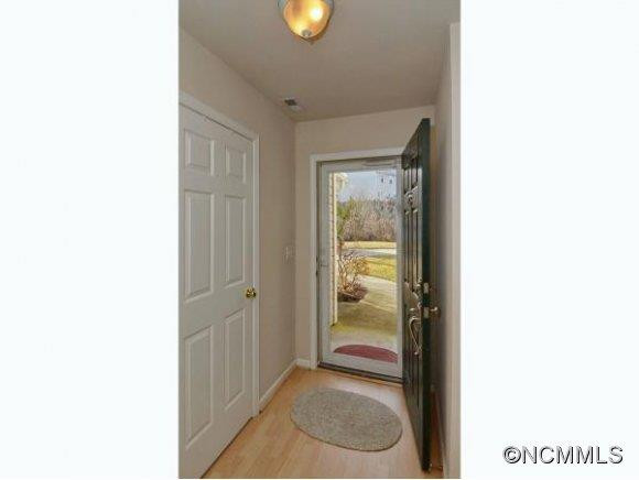25 Ellington Lane - Photo 3