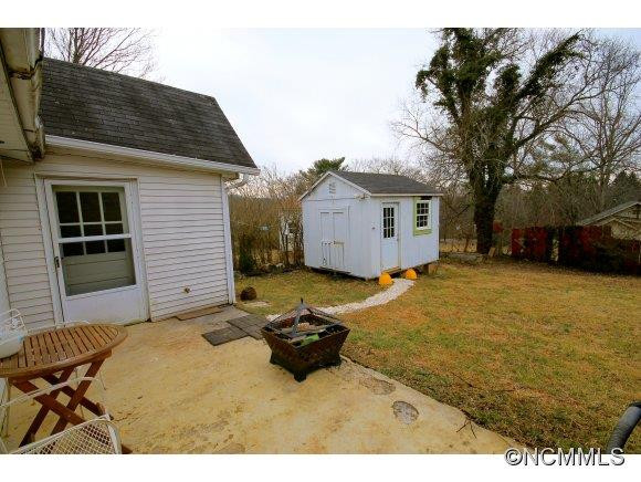 95 Unaka Ave - Photo 16