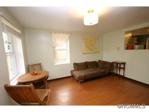 95 Unaka Ave - Photo 4