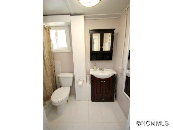 95 Unaka Ave - Photo 9