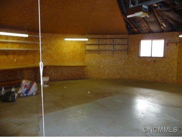 3944 NEW LEICESTER HIGHWAY - Photo 15