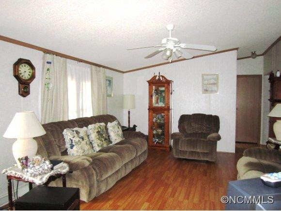 11 Star Road - Photo 2