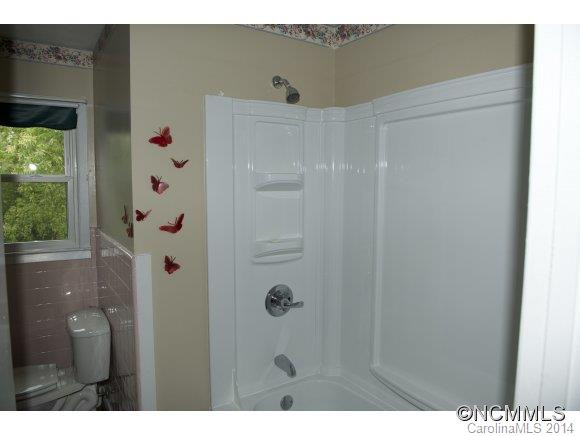 32 Debra Lane - Photo 13