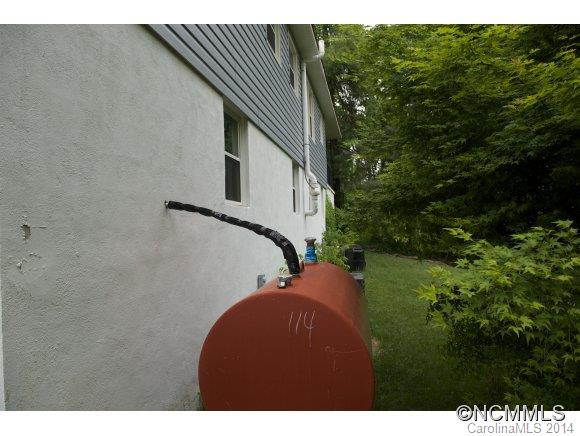 32 Debra Lane - Photo 23