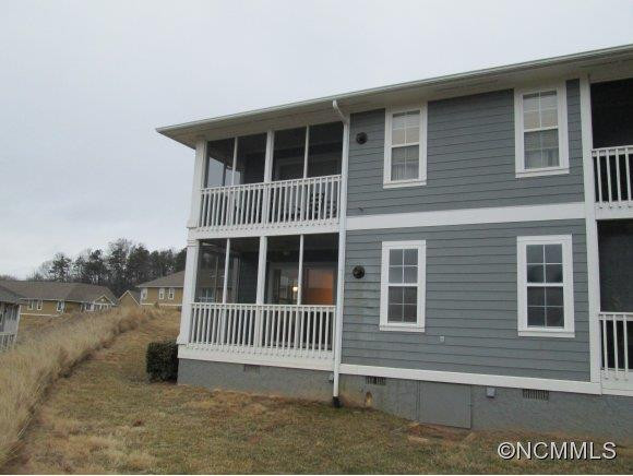 4805 Breakers Lane - Photo 2