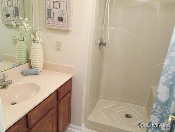 4805 Breakers Lane - Photo 15