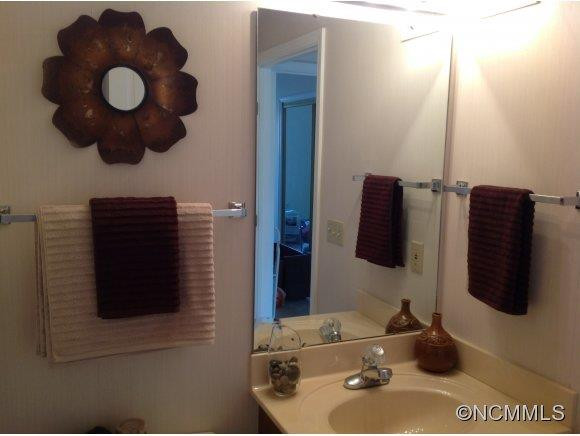 4805 Breakers Lane - Photo 19