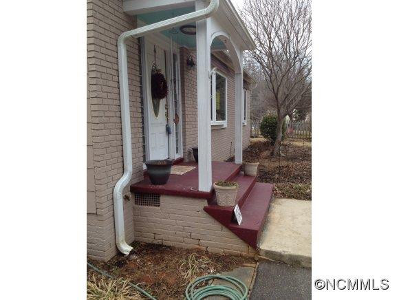 144 Kenilworth Rd - Photo 4