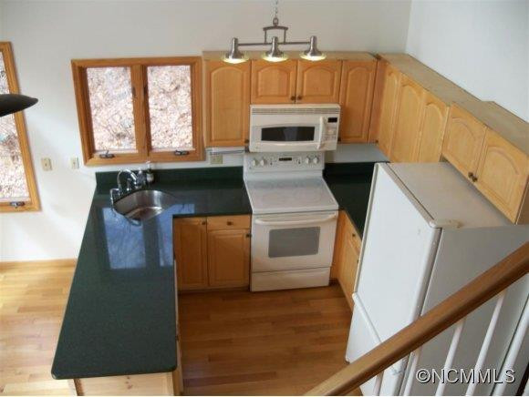 3124 Skyuka Mountain Road - Photo 5