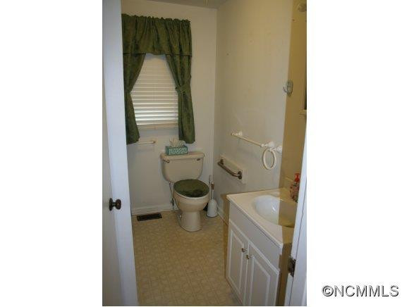 15 Jane Moore Drive - Photo 4