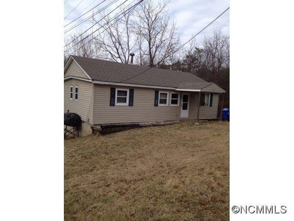 32 Oak Hill Circle