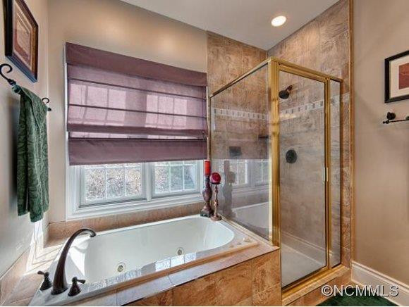 104 ALARON DR. - Photo 14