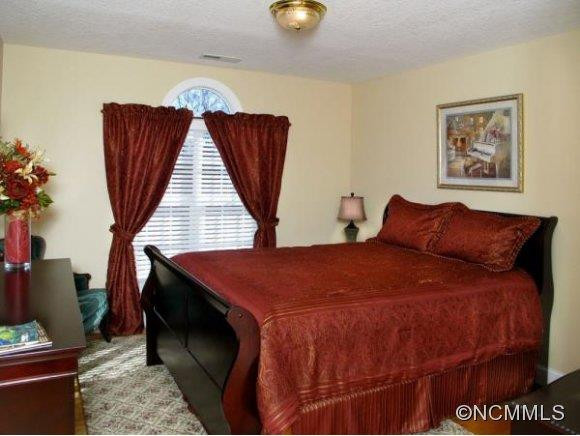 21 HUNTINGTON CHASE DRIVE - Photo 9