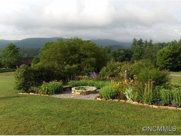 6 CHANTILLY PLACE - Photo 16