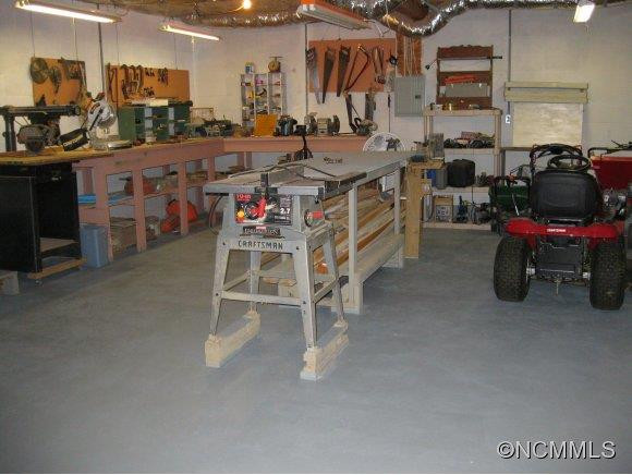6 CHANTILLY PLACE - Photo 22