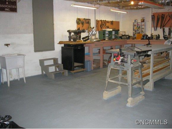6 CHANTILLY PLACE - Photo 23