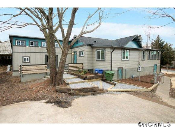 215 Summit Street - Photo 2