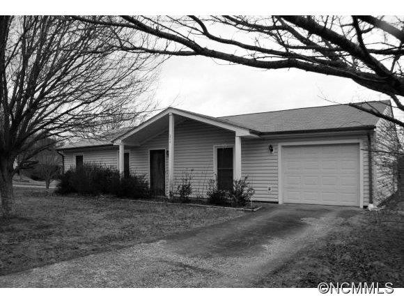 204 Scottlynn - Photo 2