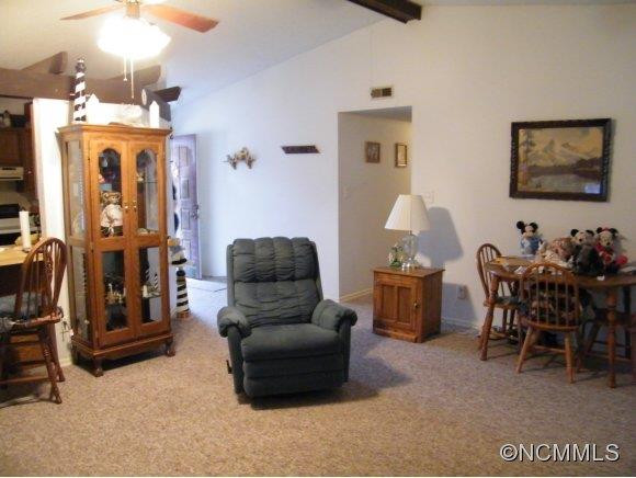 204 Scottlynn - Photo 4