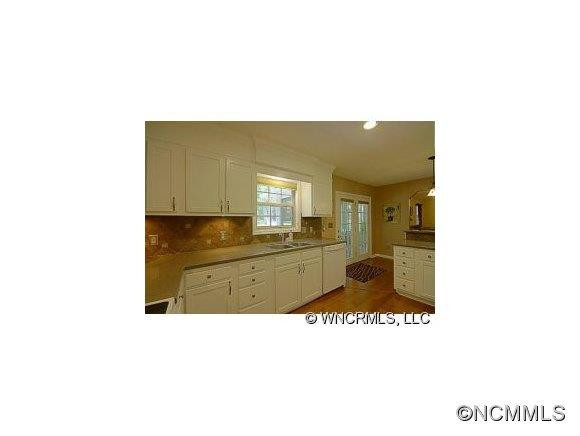 506 Fox Hollow Lane - Photo 4