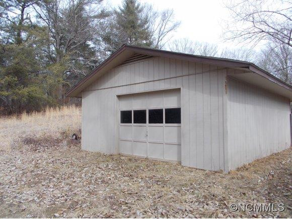 120 Old Gibbs Road - Photo 2