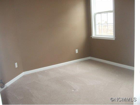 8 Stonebury Dr - Photo 7