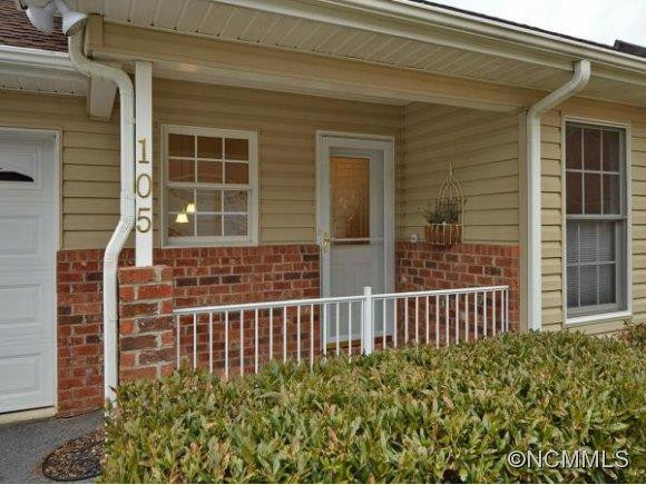 105 ALLEN PAUL DRIVE - Photo 2