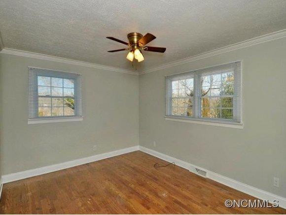 173 EMMAS GROVE ROAD - Photo 13