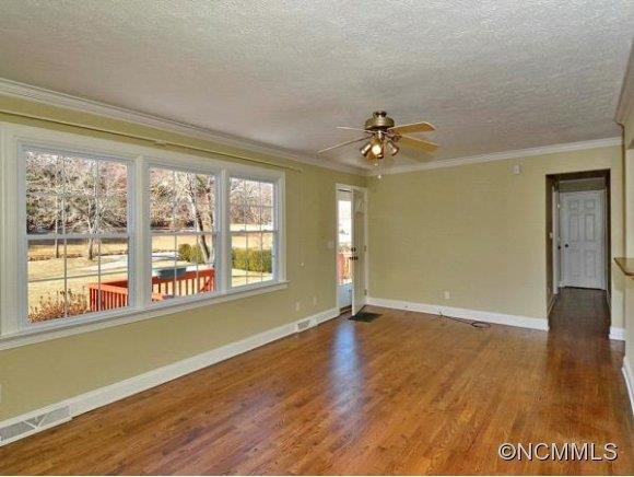 173 EMMAS GROVE ROAD - Photo 4