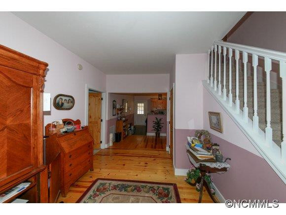 119 Mountain Bluff Trl - Photo 2