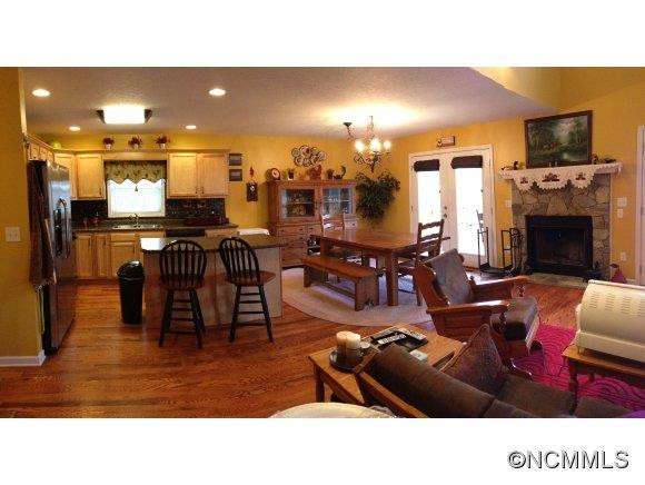 36 Southwoods Drive - Photo 4
