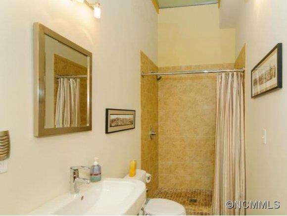 12 SOUTH LEXINGTON AVENUE #403 - Photo 16