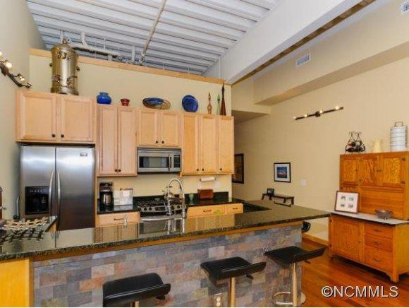 12 SOUTH LEXINGTON AVENUE #403 - Photo 10
