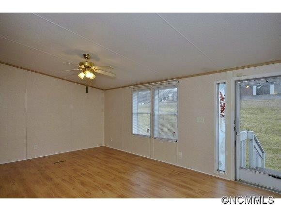 38 Reeves Rd. - Photo 8