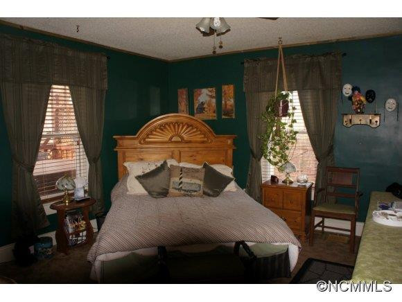 257 Carolina Ave - Photo 12