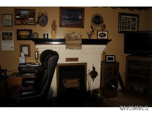257 Carolina Ave - Photo 13