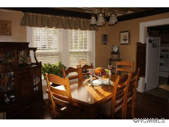 257 Carolina Ave - Photo 5