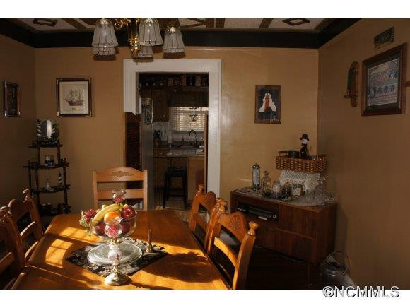 257 Carolina Ave - Photo 7