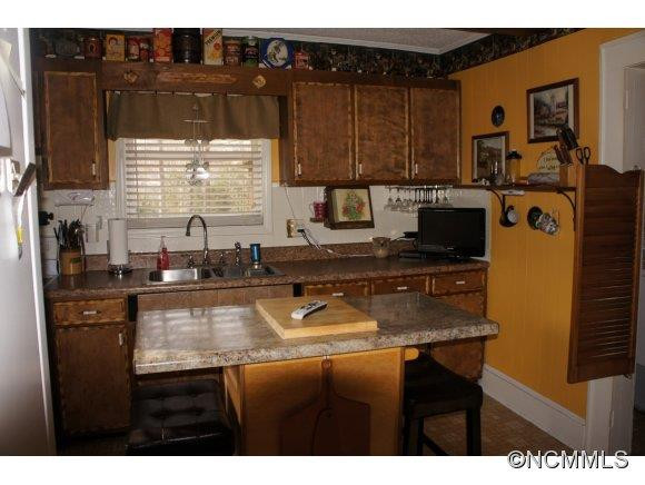 257 Carolina Ave - Photo 8