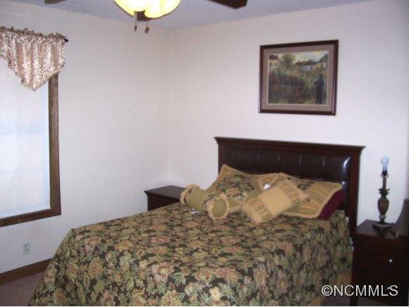 215 Mountain Bluff Trl - Photo 9