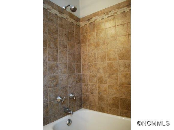 25 Woodcrest - Photo 11