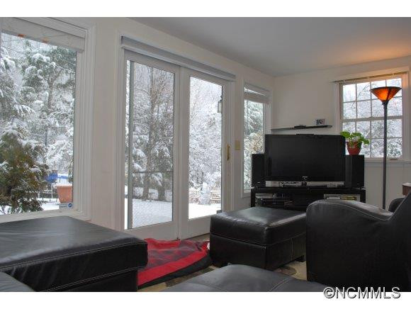 25 Woodcrest - Photo 9