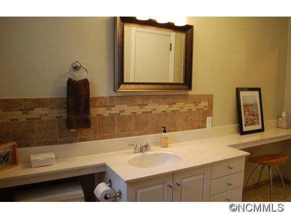25 Woodcrest - Photo 10